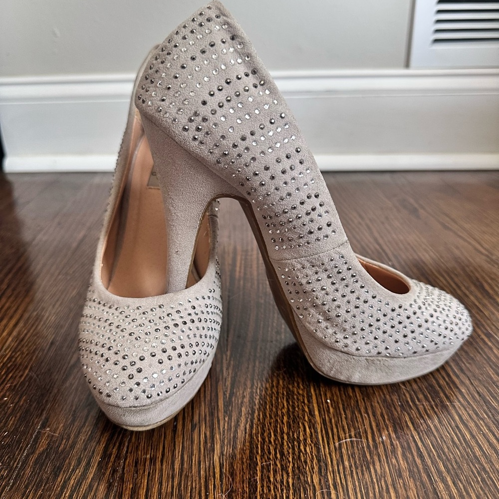 Olsenboye Beige Studded Heels